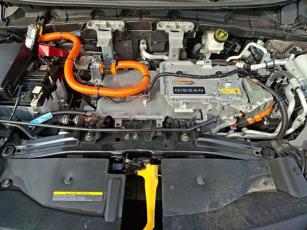 Used 2023 Nissan Ariya FWD image 27