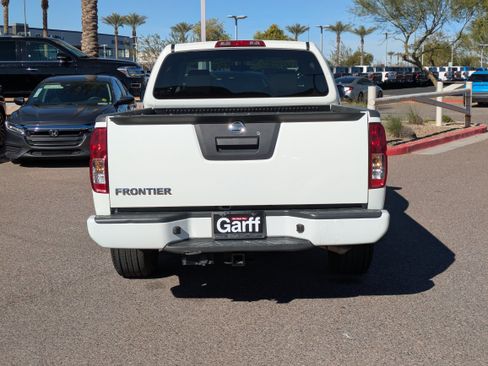 Used 2021 Nissan Frontier S w/ S Utility Package image 4