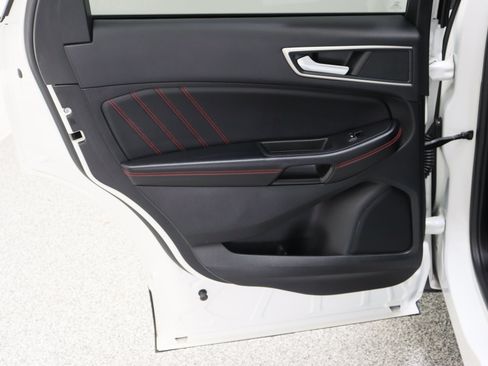 Used 2022 Ford Edge ST-Line AWD/4WD image 27
