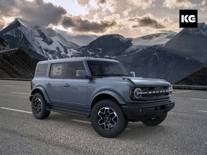 New 2025 Ford Bronco Outer Banks