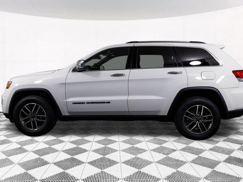 Used 2022 Jeep Grand Cherokee Limited image 11