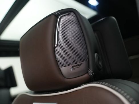 Used 2025 GMC Yukon Denali Ultimate w/ LPO, Floor Liner Package AWD/4WD image 17