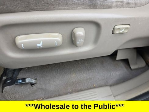 Used 2005 Toyota Sequoia SR5 image 18