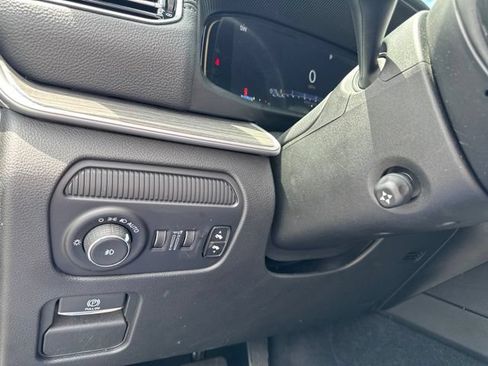 Used 2024 Jeep Wagoneer Series II AWD/4WD image 44
