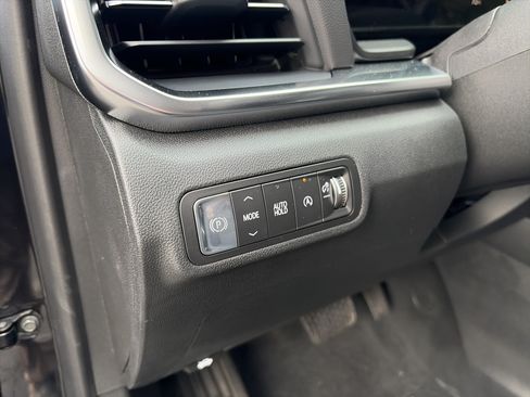 Used 2026 GMC Terrain Elevation w/ Technology Package II FWD image 20