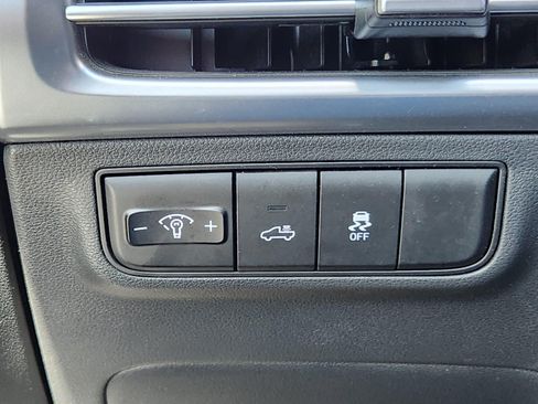 Certified 2025 Hyundai Santa Cruz SE AWD/4WD image 65