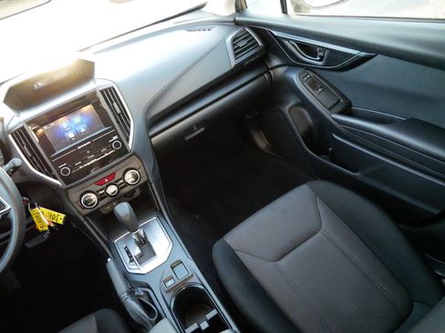 Used 2023 Subaru Crosstrek 2.0i image 11