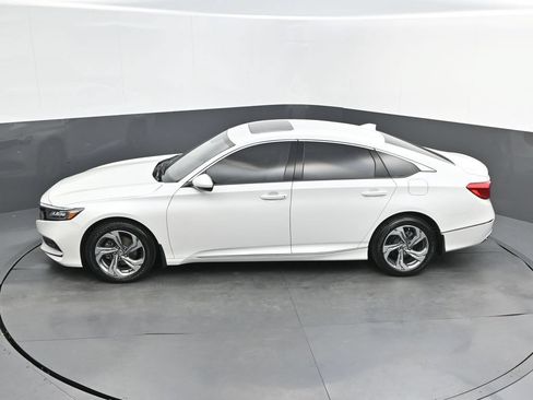 Used 2019 Honda Accord EX image 27
