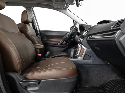 Used 2017 Subaru Forester 2.5i Touring image 28