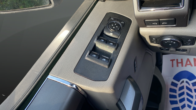 Used 2018 Ford F150 XLT w/ Equipment Group 302A Luxury AWD/4WD image 21
