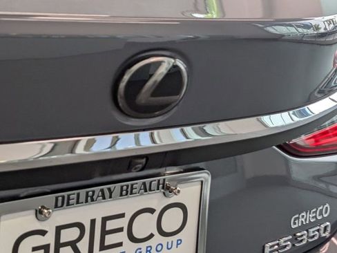 Used 2019 Lexus ES 350 Ultra Luxury w/ Accessory Package 2 image 10