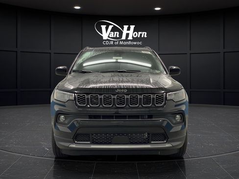 New 2026 Jeep Compass Latitude w/ Sun and Sound Group AWD/4WD image 11
