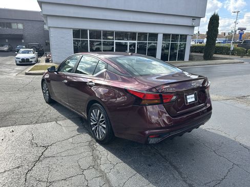Used 2023 Nissan Altima 2.5 SV image 7