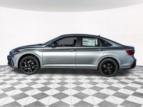 New 2026 Volkswagen Jetta SE FWD image 22