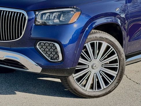 Used 2025 Mercedes-Benz Maybach GLS 600 4MATIC image 4