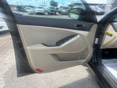 Used 2015 Kia Optima LX w/ LX Convenience Plus Package FWD image 11