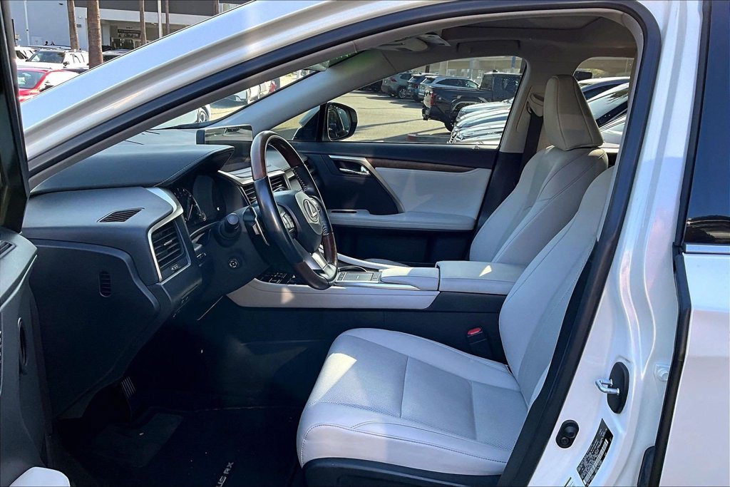 Used 2022 Lexus RX 350L FWD w/ Premium Package image 14