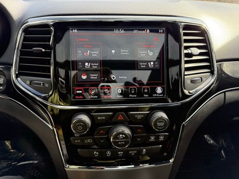 Used 2021 Jeep Grand Cherokee Trailhawk w/ Trailhawk Luxury Group image 20