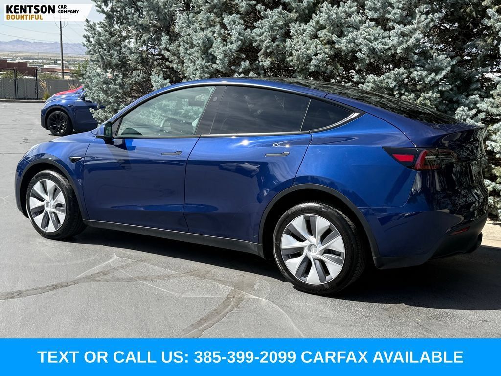 Used 2023 Tesla Model Y Long Range AWD/4WD image 5