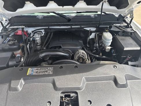 Used 2010 Chevrolet Silverado 2500 W/T image 17