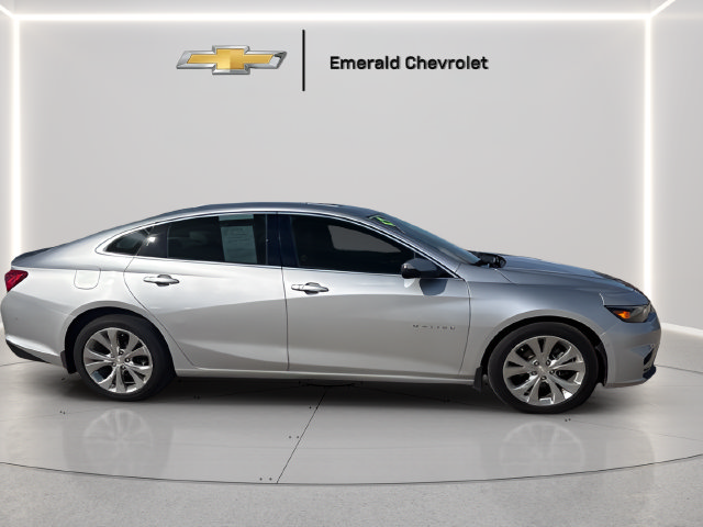 Used 2017 Chevrolet Malibu Premier w/ Driver Confidence Package FWD image 6