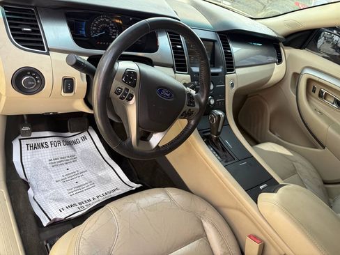 Used 2014 Ford Taurus SEL w/ Equipment Group 201A FWD image 19