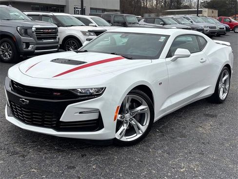 Used 2019 Chevrolet Camaro SS image 2