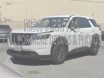 Certified 2024 Nissan Pathfinder S