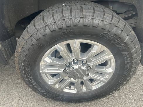 Used 2020 GMC Sierra 3500 Denali w/ Denali Ultimate Package AWD/4WD image 7