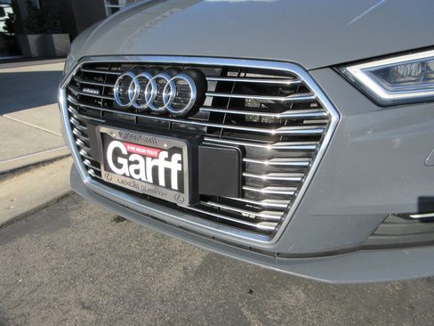 Used 2018 Audi A3 e-tron Premium Plus w/ Premium Plus Package image 17