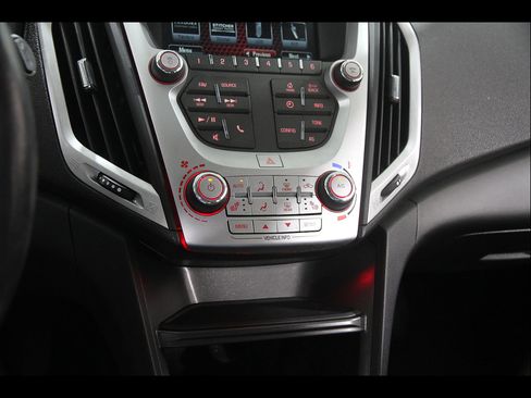 Used 2017 GMC Terrain SLE w/ Convenience Package AWD/4WD image 13