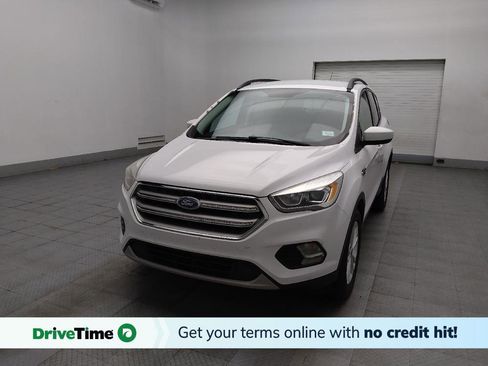 Used 2017 Ford Escape SE w/ Equipment Group 201A FWD image 1