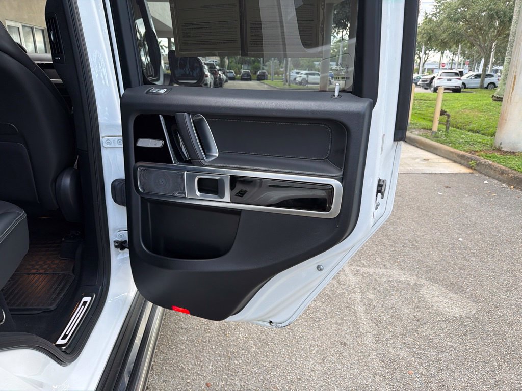 Used 2025 Mercedes-Benz G 550 image 35