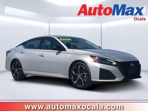 Used 2024 Nissan Altima 2.5 SR FWD image 1