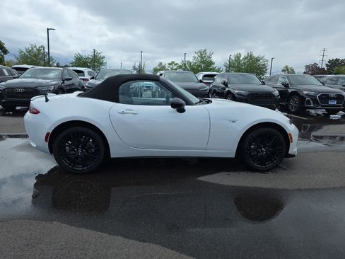 Used 2025 MAZDA MX-5 Miata Club RWD image 6