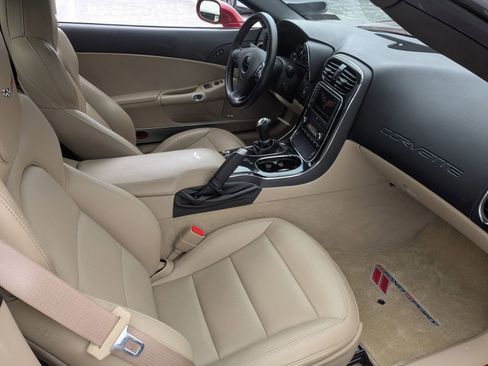 Used 2012 Chevrolet Corvette Grand Sport w/ 3LT Preferred Equipment Group image 18