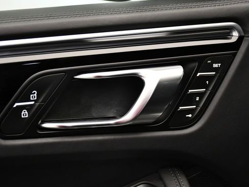 Used 2024 Porsche Macan S image 38