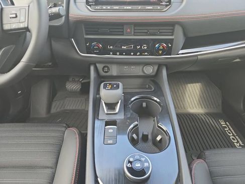 New 2026 Nissan Rogue SV AWD/4WD image 3