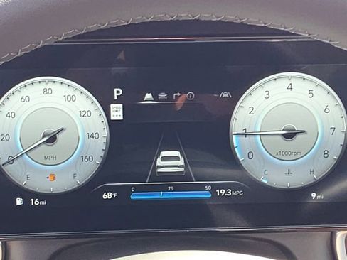 New 2026 Hyundai Elantra Limited FWD image 28