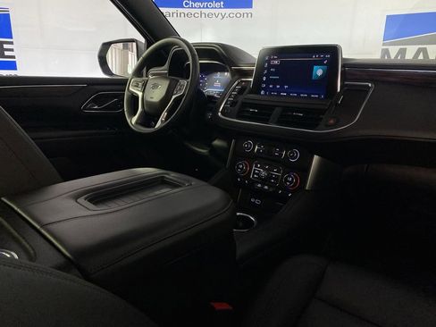 Used 2023 Chevrolet Tahoe Z71 w/ Luxury Package AWD/4WD image 27