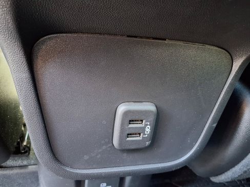 Used 2022 Chevrolet Equinox RS w/ RS Leather Package FWD image 28