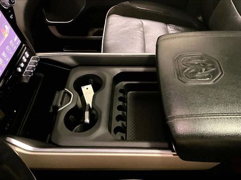 Used 2019 RAM 1500 Laramie image 19