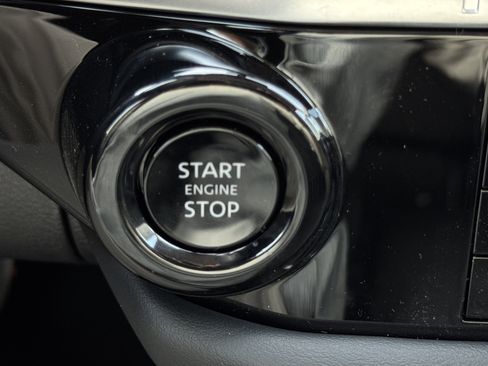 New 2026 Nissan Pathfinder SV image 17