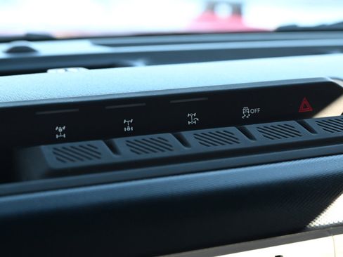 Used 2023 Ford Bronco Heritage Edition image 33