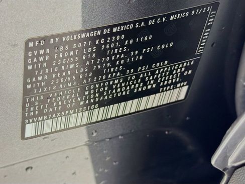 Certified 2023 Volkswagen Tiguan SE w/ Panoramic Sunroof Package image 33