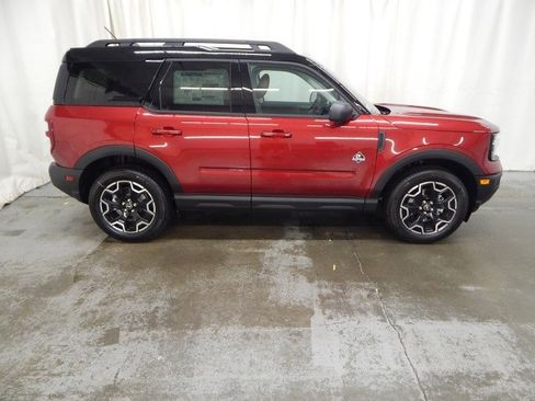 New 2025 Ford Bronco Sport Outer Banks w/ Outer Banks Tech Package+ image 2