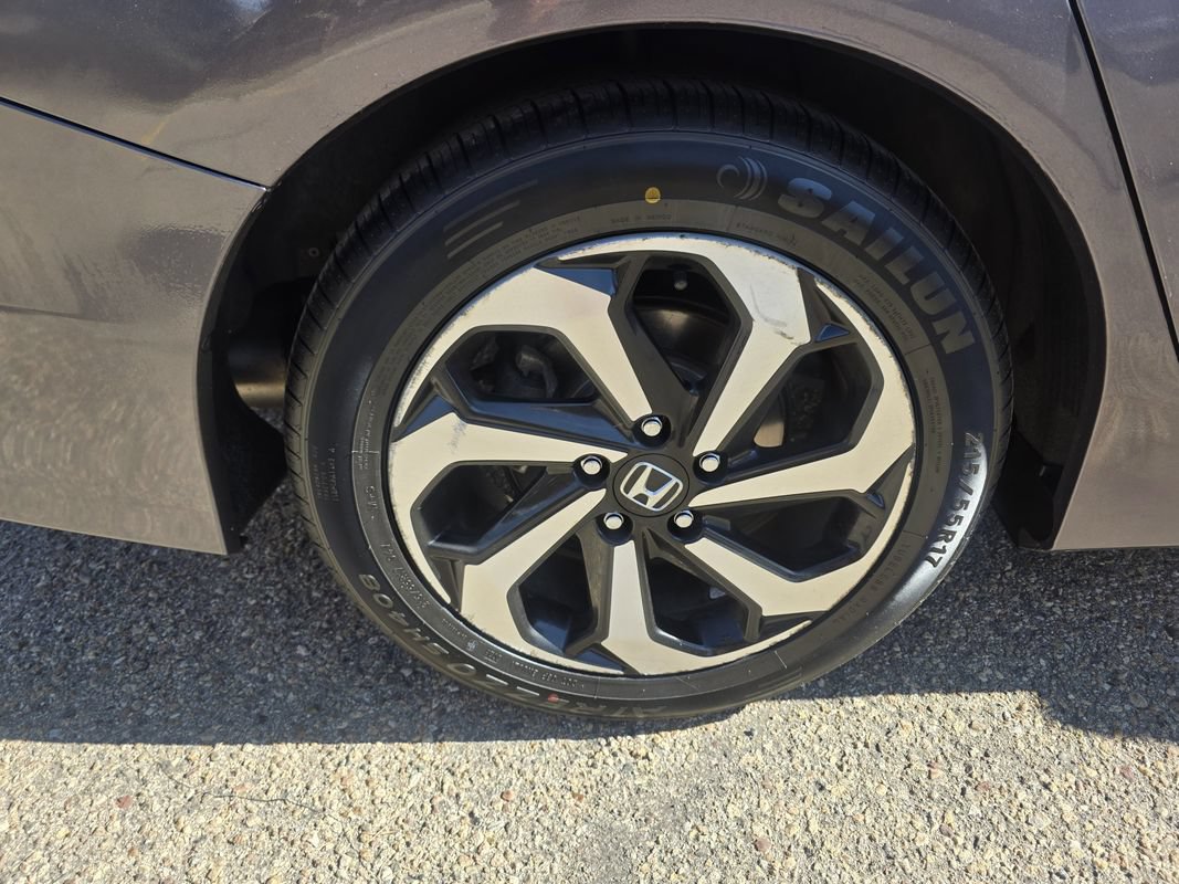 Used 2017 Honda Accord EX-L image 34