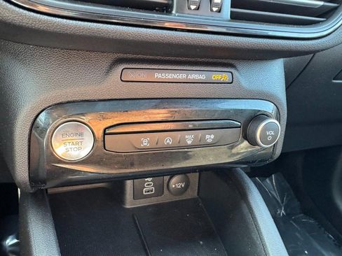 Used 2024 Ford Escape ST-Line w/ Tech Pack #1 FWD image 19