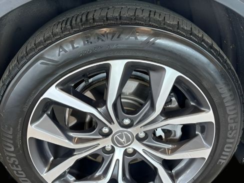 Used 2023 Acura MDX SH-AWD w/ Technology Package image 7