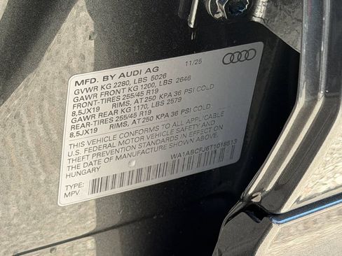 Used 2026 Audi Q3 quattro 2.0T w/ Driver Assistance Package AWD/4WD image 28